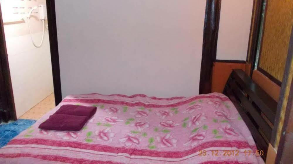 Banpak Phusuay Hotel Paj Kültér fotó