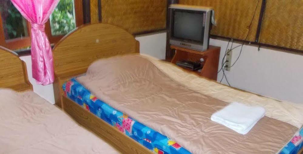 Banpak Phusuay Hotel Paj Kültér fotó